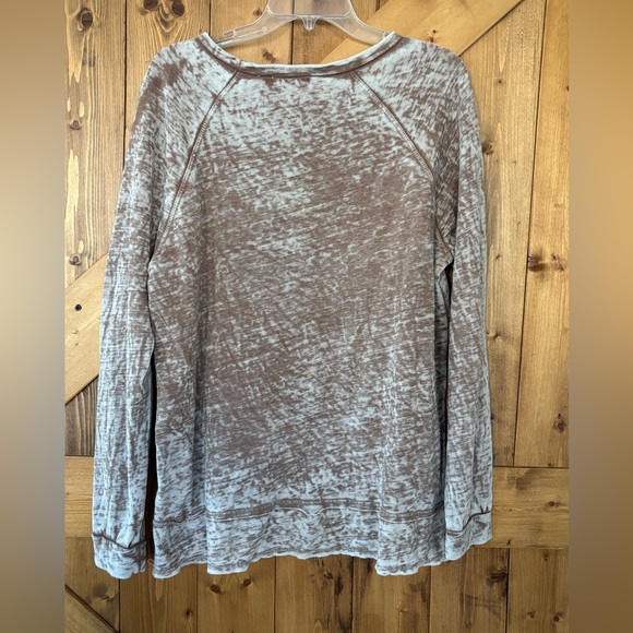 Women's T Party Acid Washed Long Sleeved Tee | Size XL - Picture 3 of 6